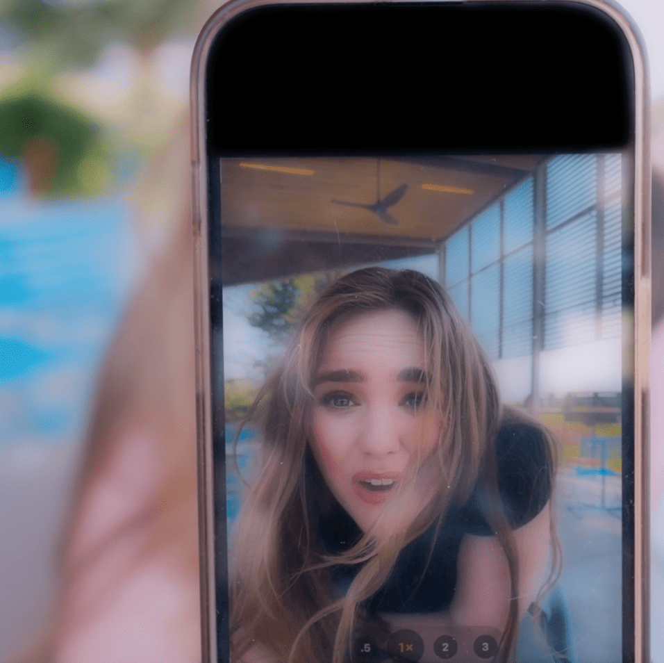 Hanna Andréa Returns with “GET OFF YOUR PHONE”: A Bold First Look at the Braveheart EP 1 Screenshot 2026 04 27 at 093127